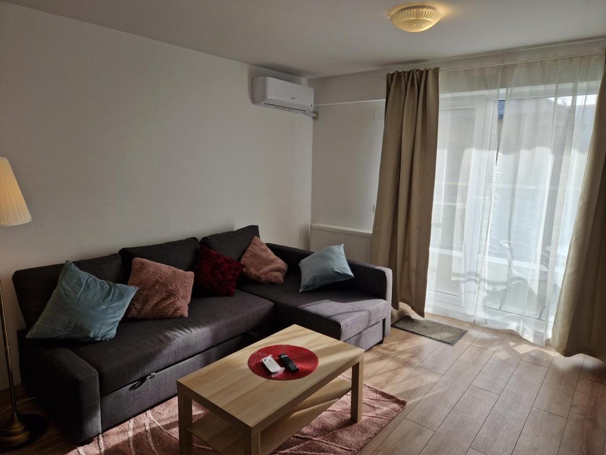 Star Airport Residence Otopeni Bagian luar foto
