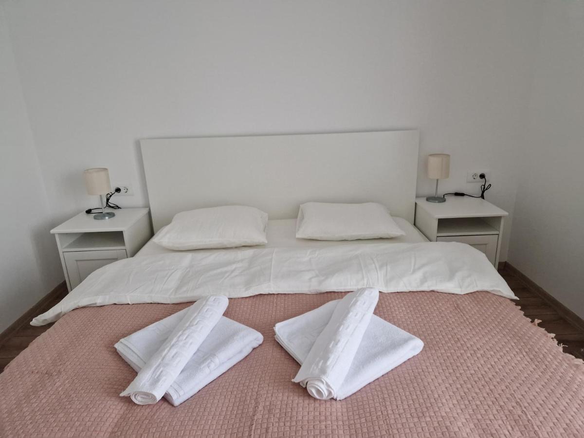 Star Airport Residence Otopeni Bagian luar foto