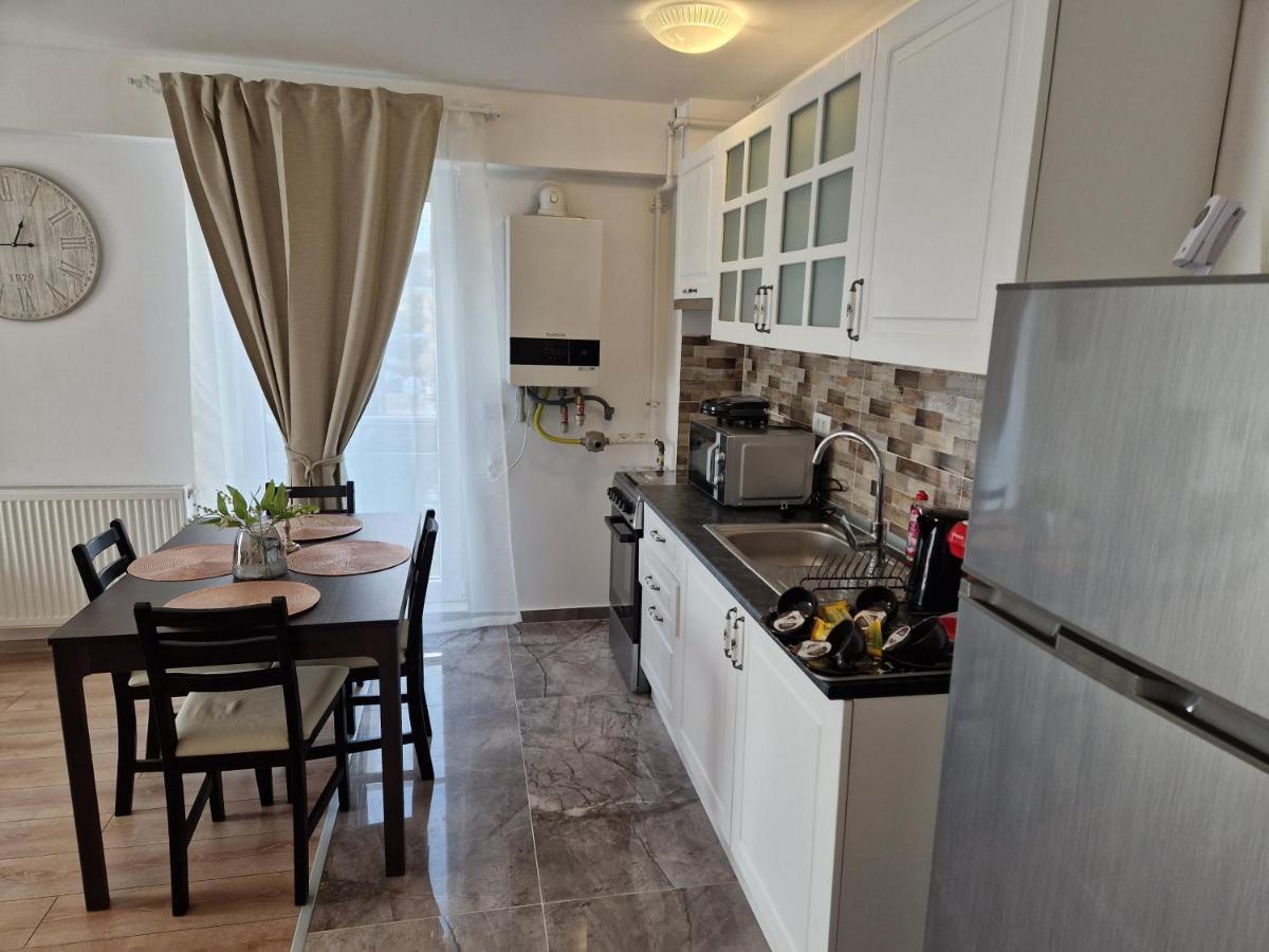 Star Airport Residence Otopeni Bagian luar foto